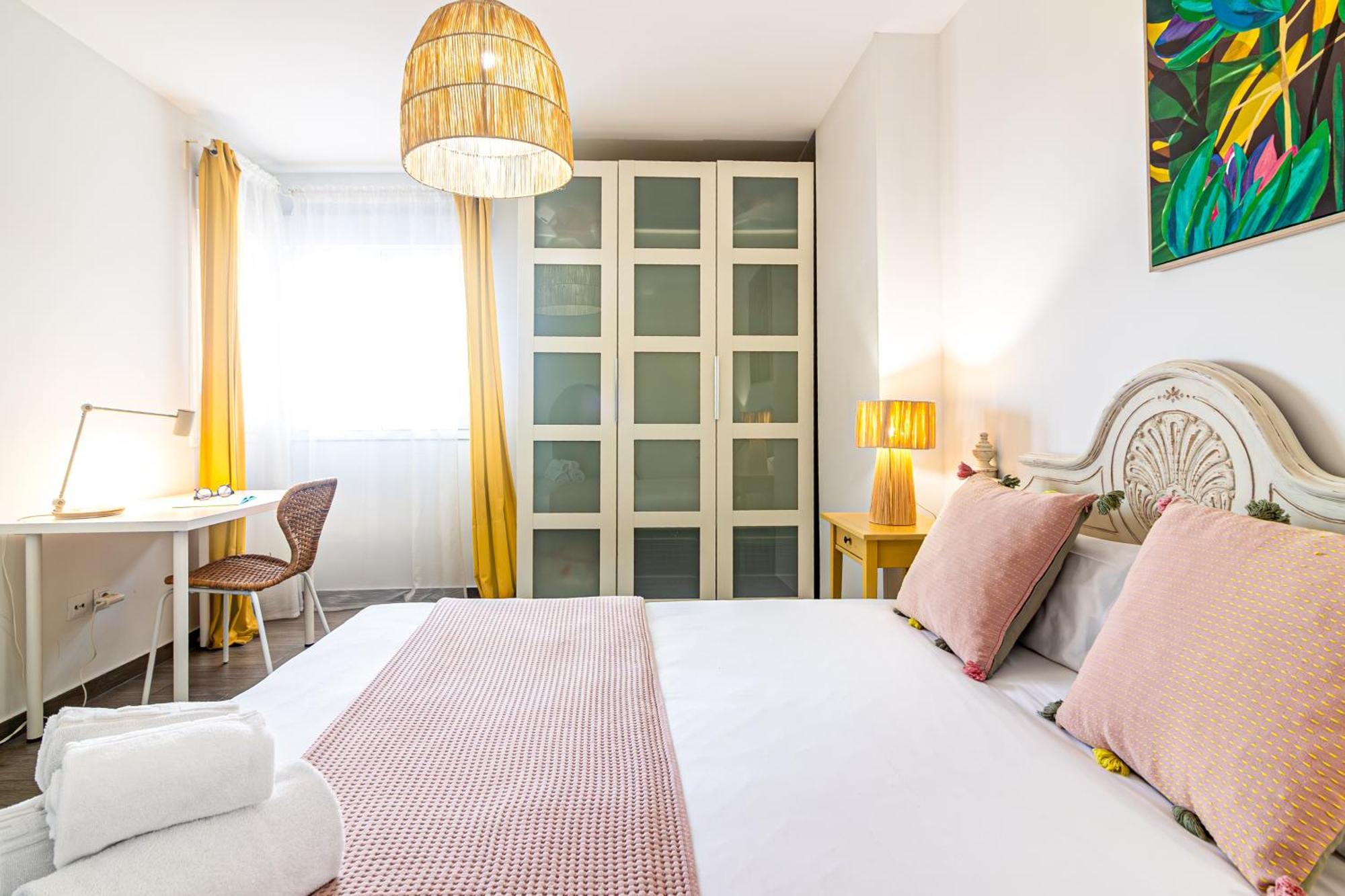 Malaga Center Flat Beach & Terrace Экстерьер фото